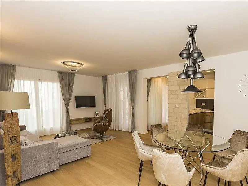 Apartments Perla Σπλιτ
