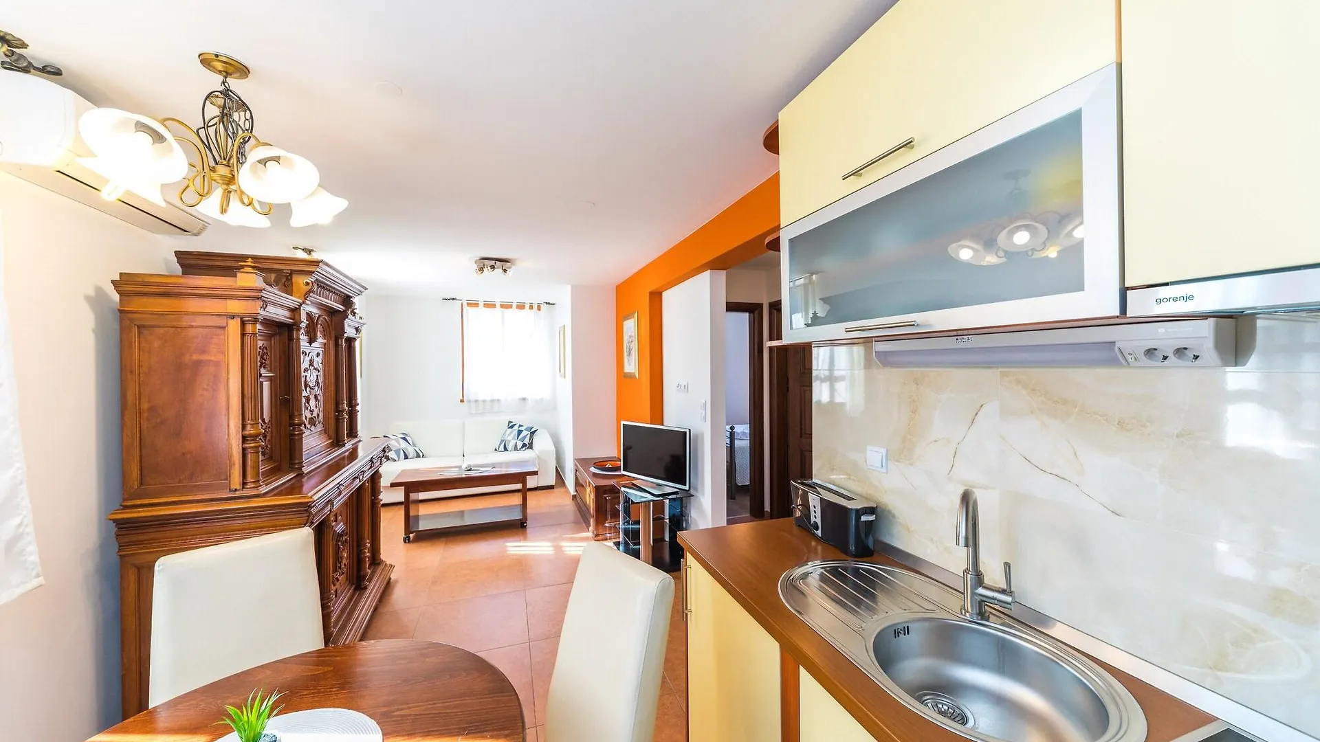 Apartments Perla Σπλιτ