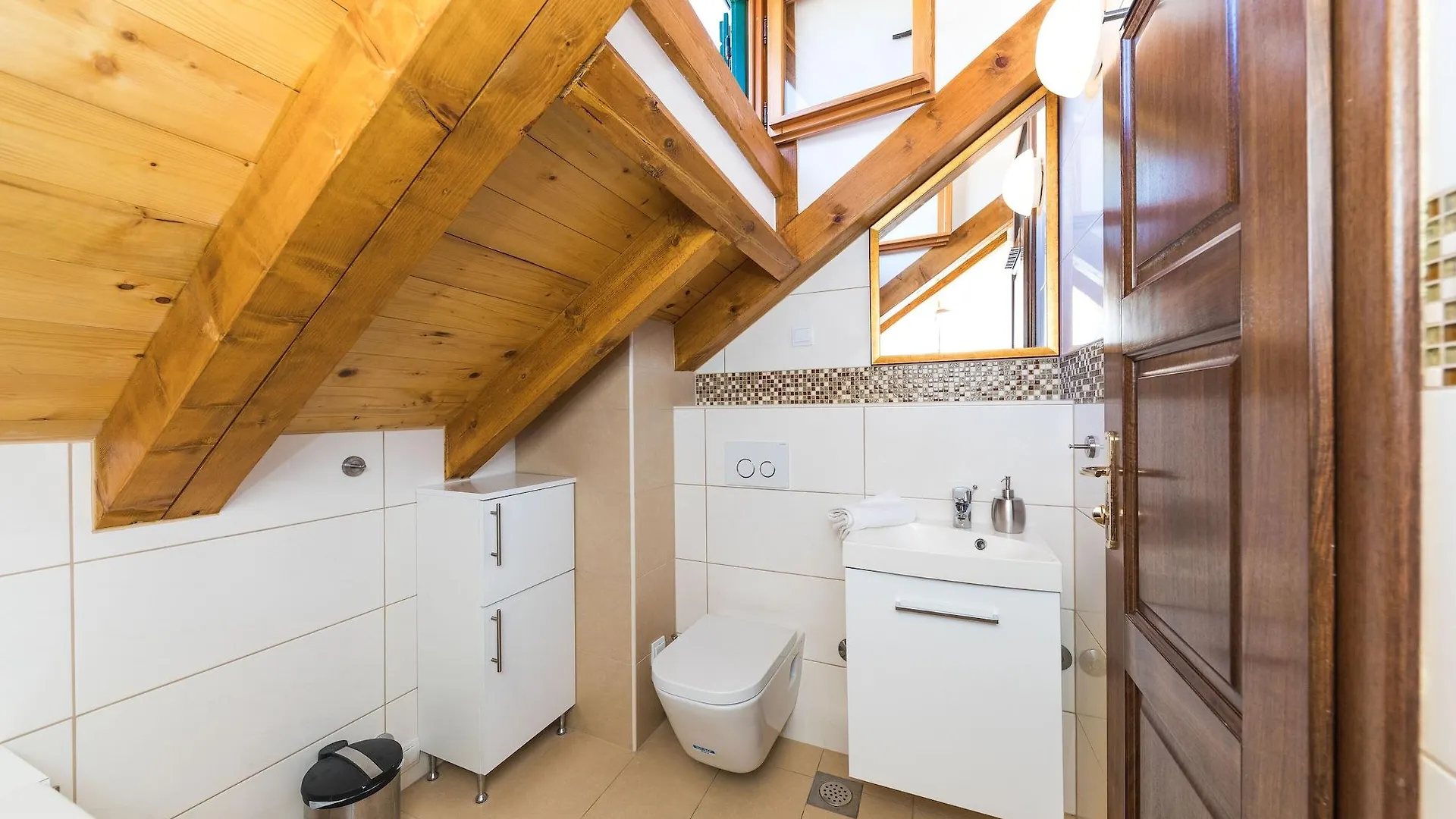 Apartments Perla Σπλιτ 0*,