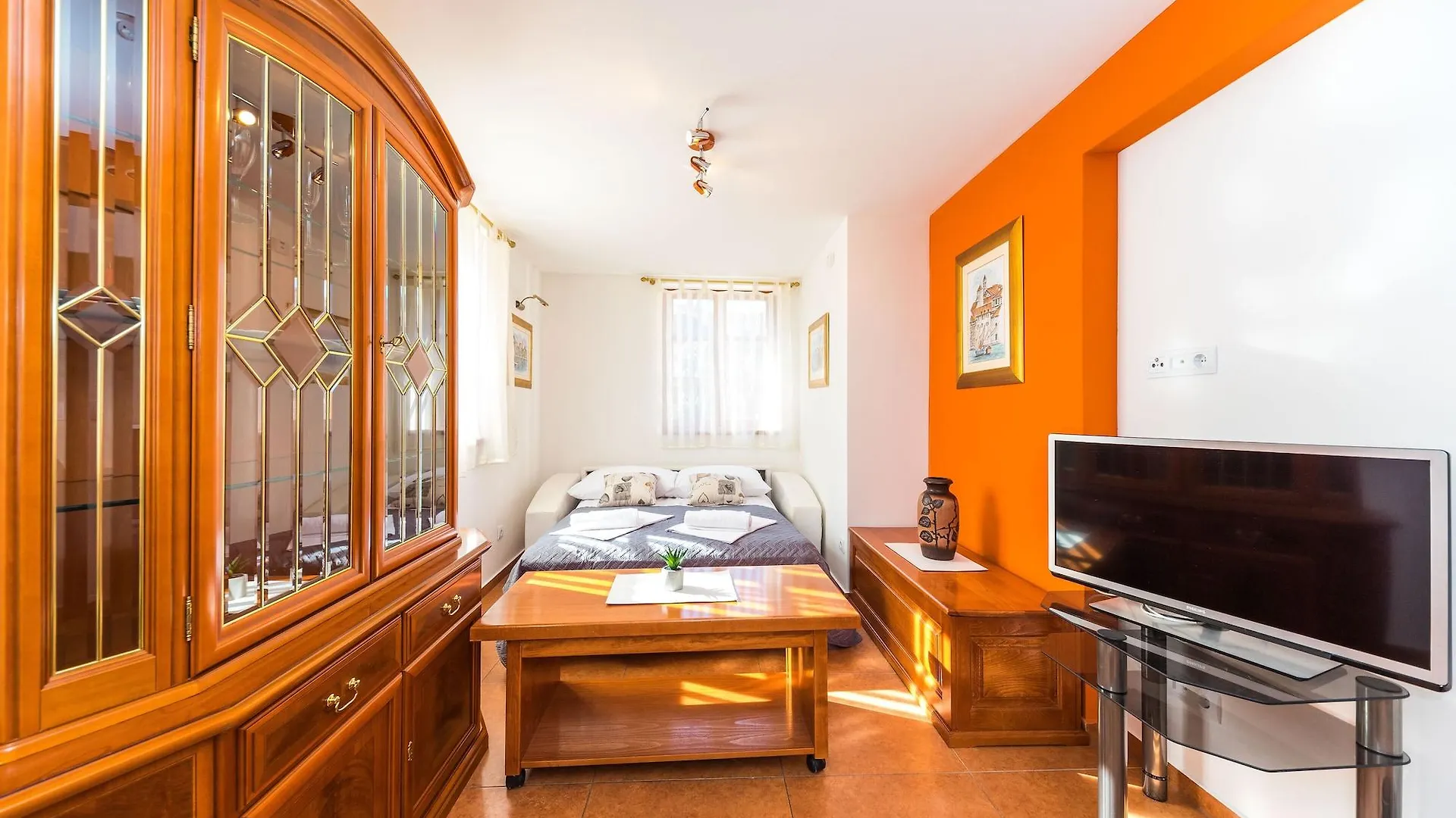 Apartments Perla Σπλιτ 0*,