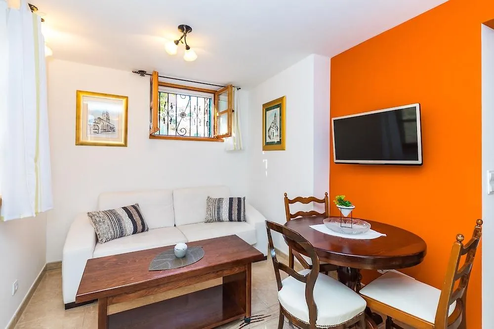 Apartments Perla Σπλιτ