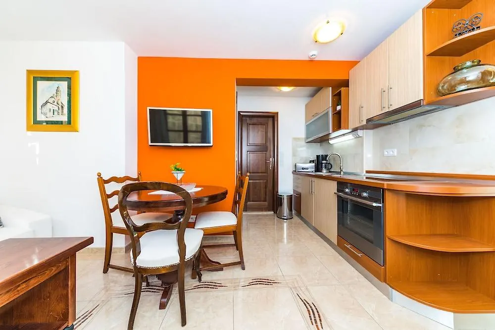Apartments Perla Split